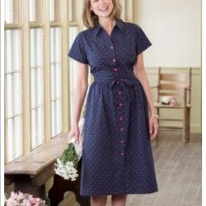 Midi, vintage look shirt dress. Navy/pink polkas